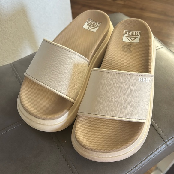 Reef Shoes - Reef Platform Sandal✨